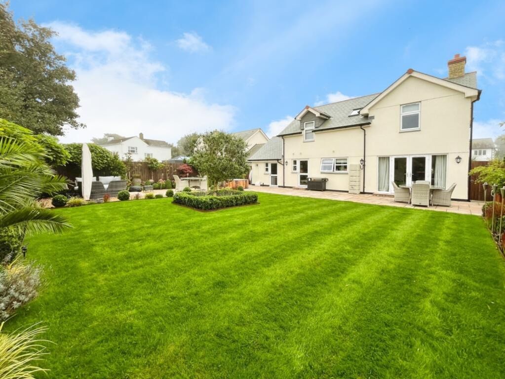Property photo 1 of 24 5520220