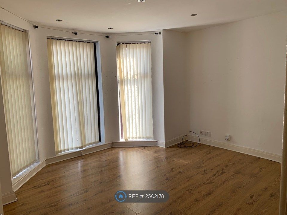 Property photo 2 of 4