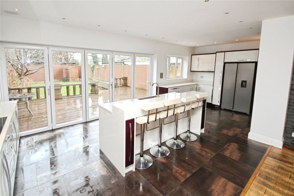 Property photo 3 of 15 Picture No. 09