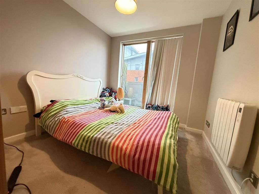 Property photo 3 of 10