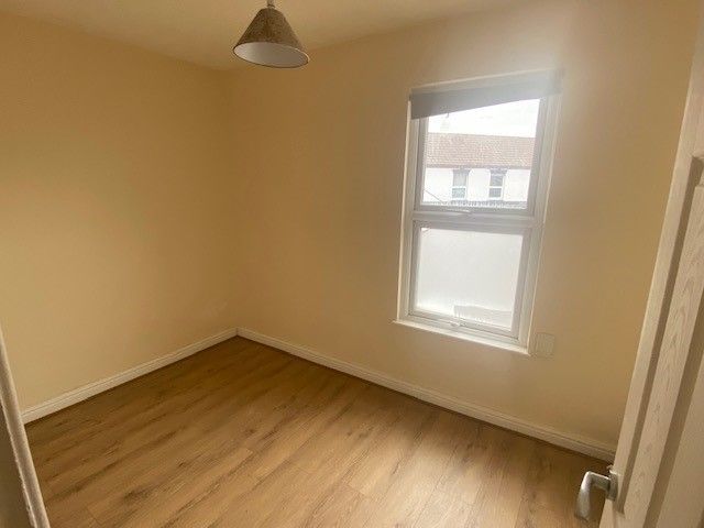 Property photo 3 of 4