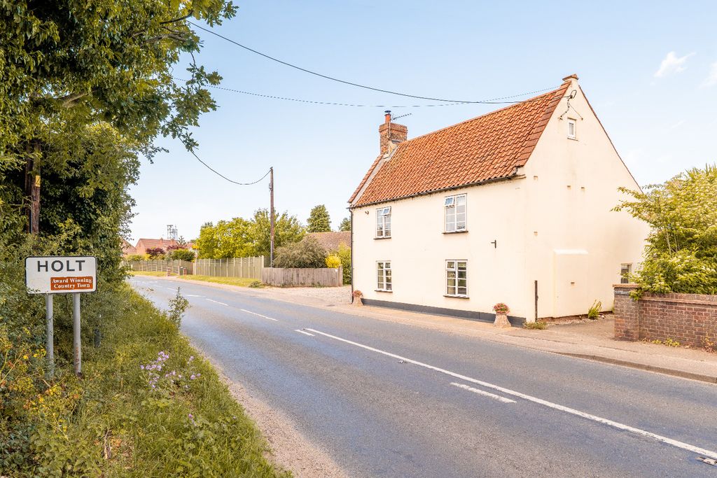 Property photo 3 of 38 4213887