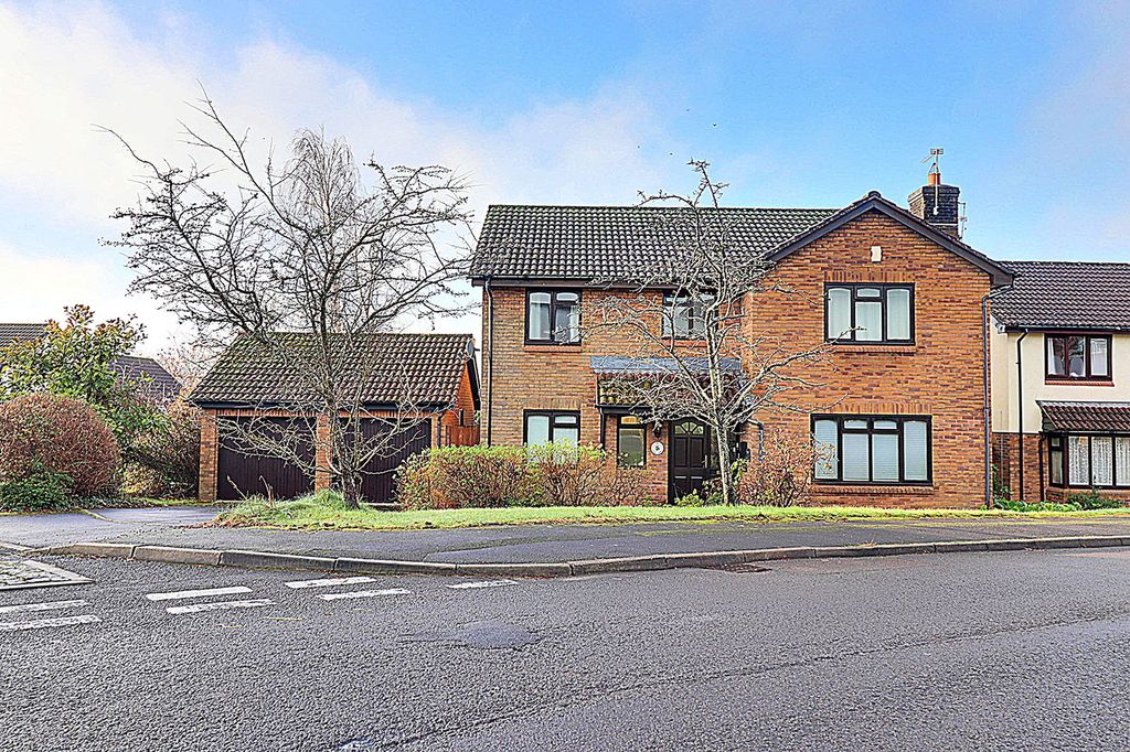 Property photo 1 of 25