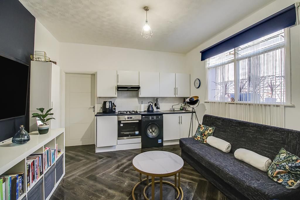 Property photo 2 of 7 Kitchen/Living Room