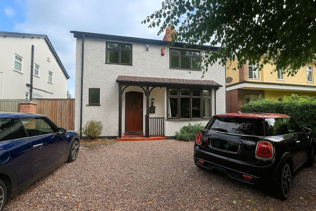 Property photo 1 of 13 Front