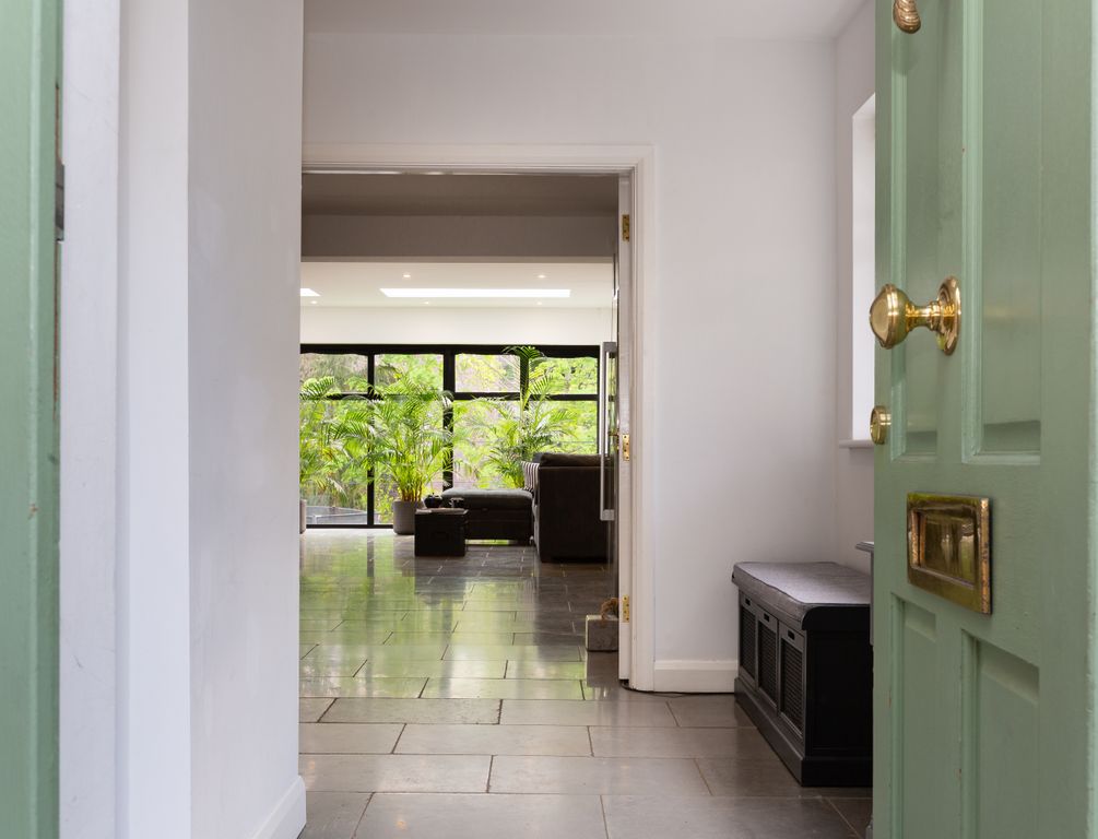 Property photo 1 of 32 Welcome