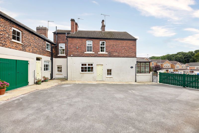 Property photo 2 of 45 Photo 40