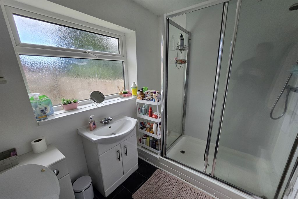 Property photo 3 of 8 Shower Room