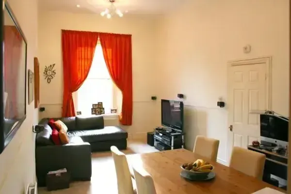 Property photo 3 of 9 Picture No. 01