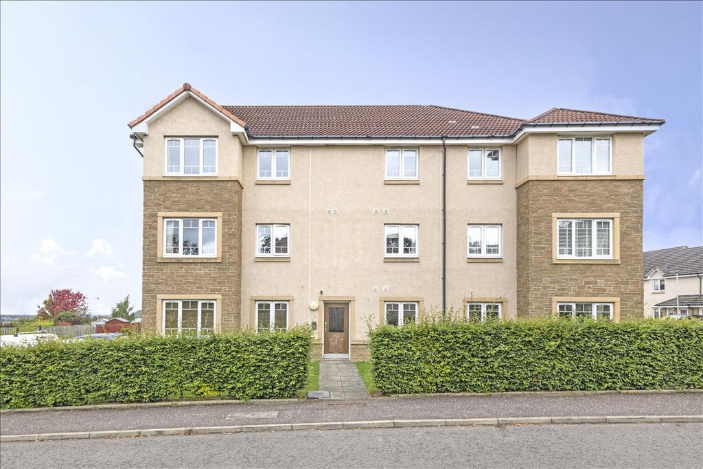 Property photo 1 of 29