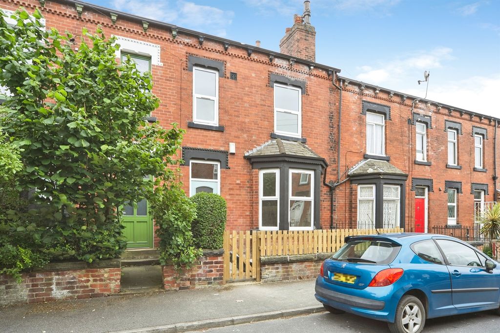 Property photo 1 of 19