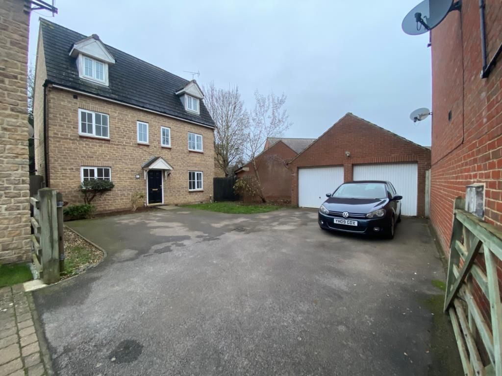 Property photo 1 of 2 Front Aspect