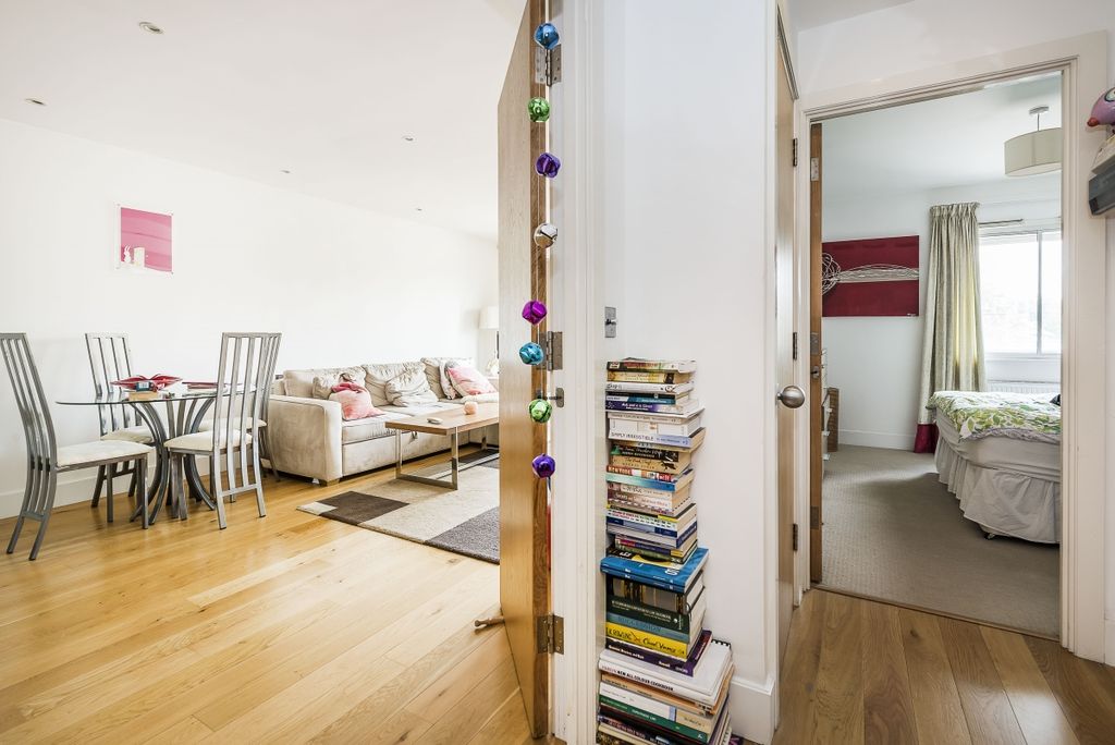 Property photo 3 of 9