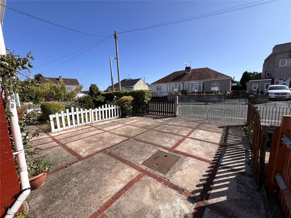 Property photo 2 of 19 Picture No. 08