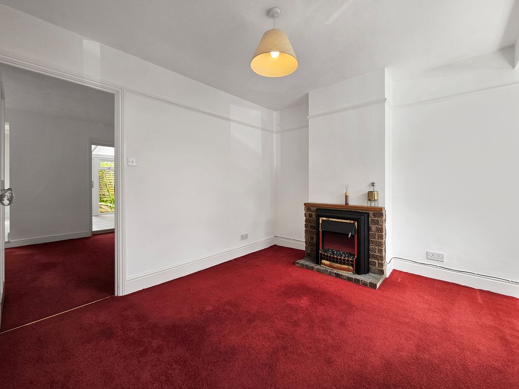 Property photo 3 of 15 1000140436