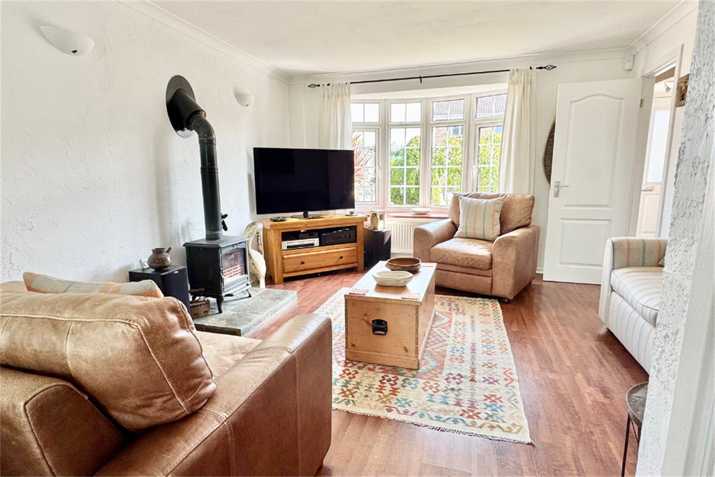 Property photo 3 of 33 (Main)