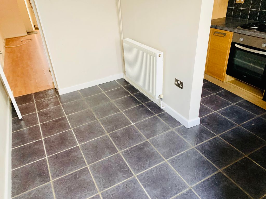 Property photo 3 of 5 Front