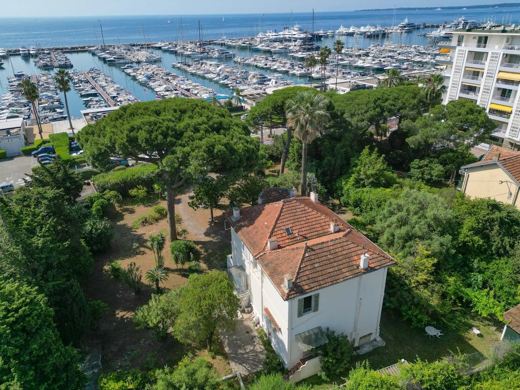 Property photo 1 of 4