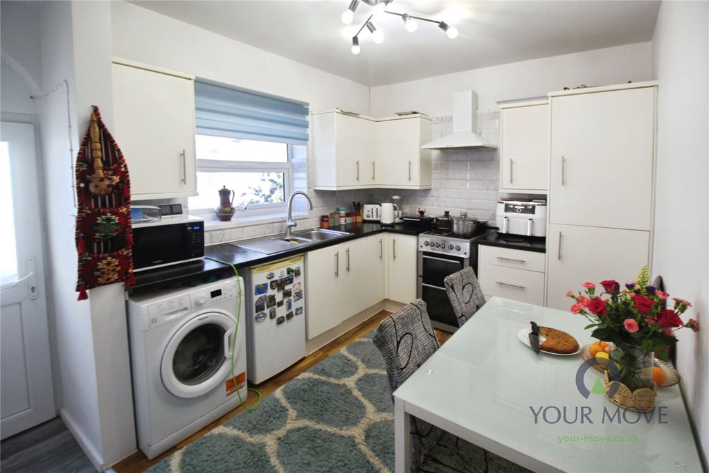 Property photo 3 of 13 Kitchen/Diner