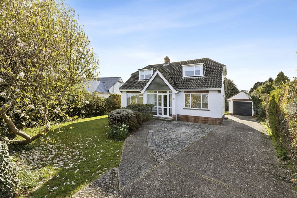 Property photo 1 of 18 Front