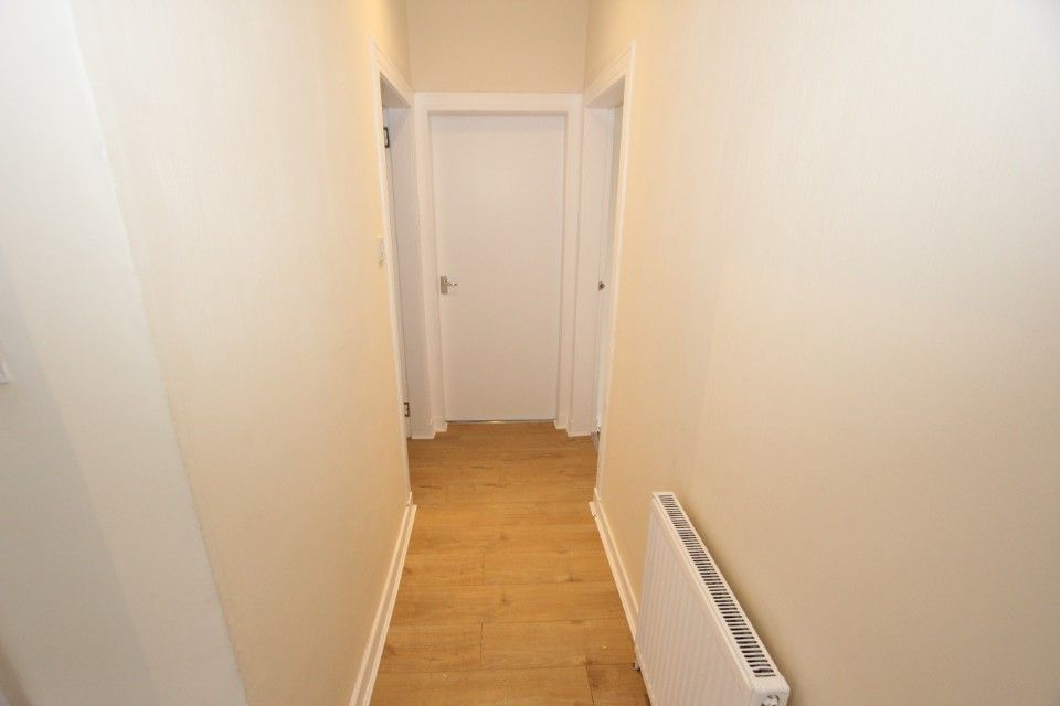 Property photo 3 of 13 Hall