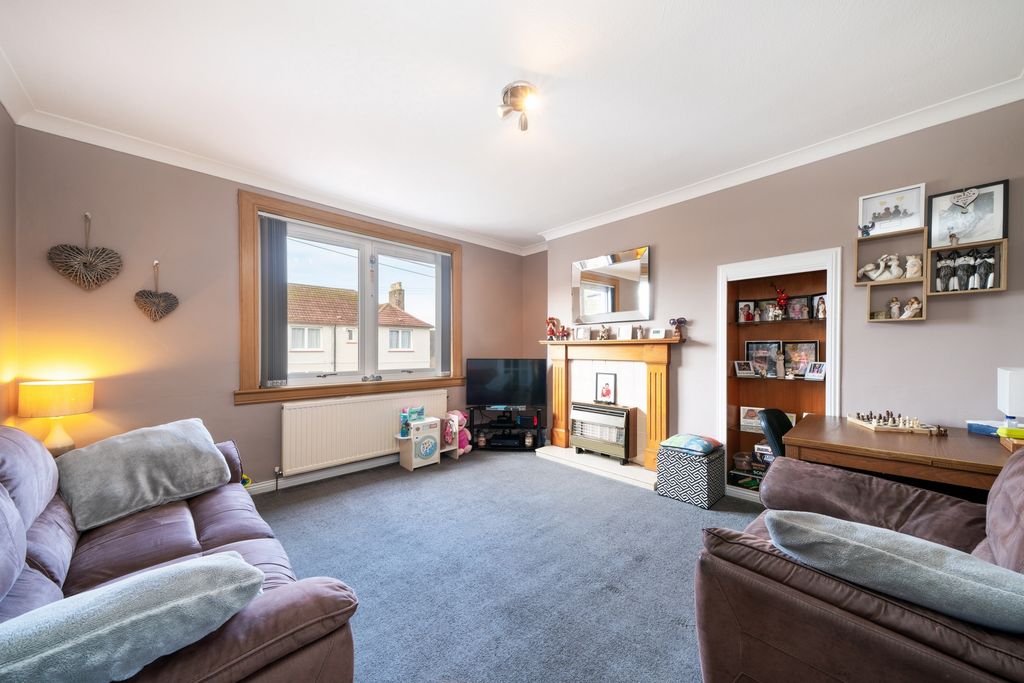 Property photo 2 of 18 Photo 8