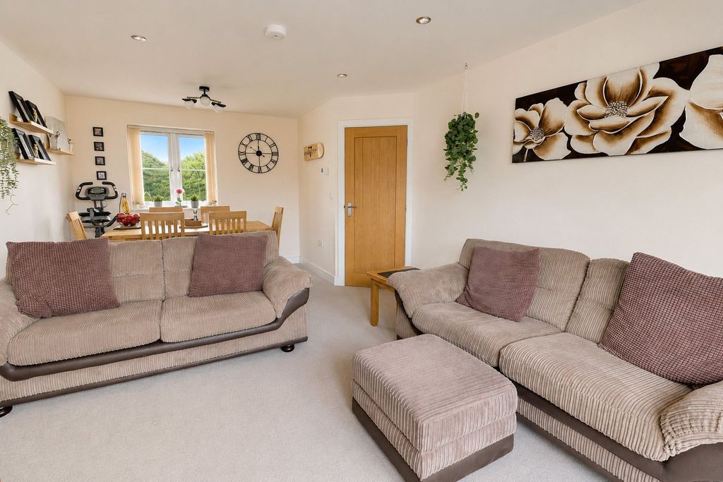 Property photo 3 of 15 3 - Picture No. 03