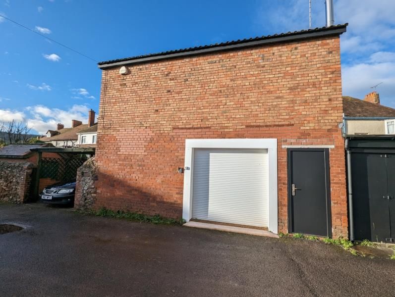 Property photo 1 of 5