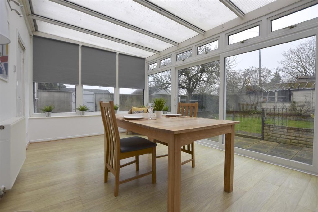 Property photo 3 of 23 4900482