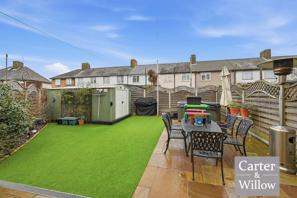 Property photo 3 of 14