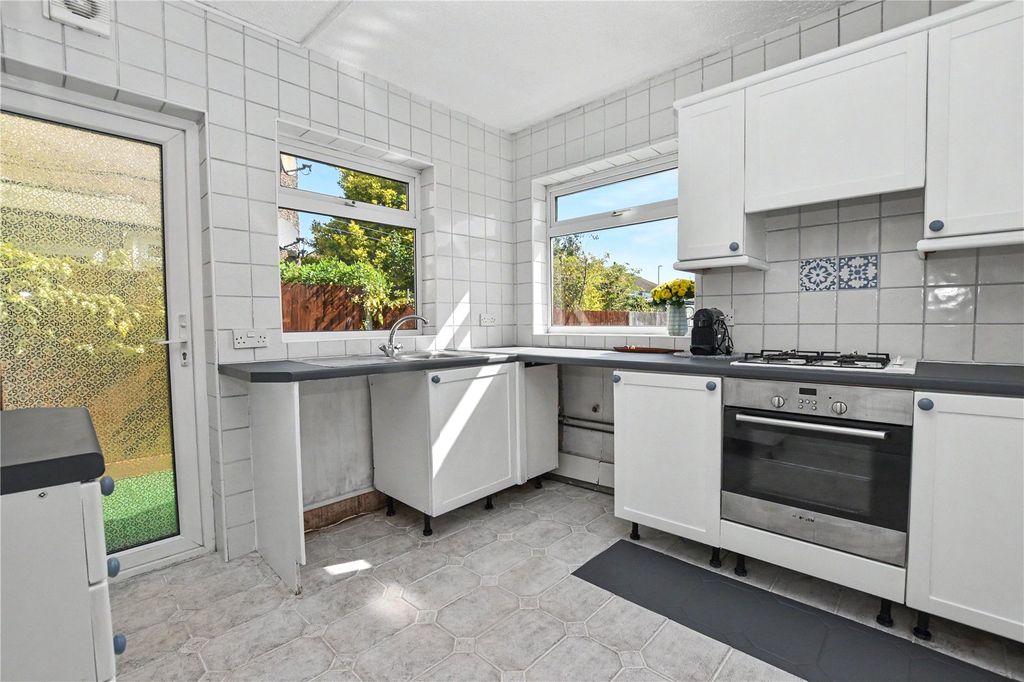 Property photo 2 of 14 Picture No. 01