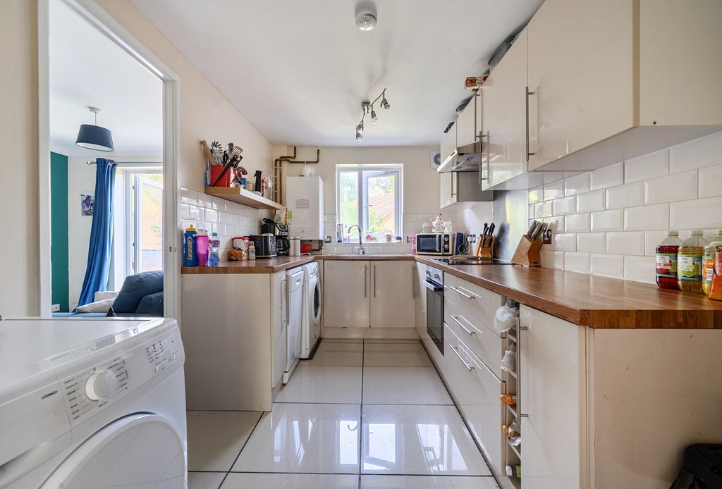 Property photo 2 of 20 1467713-9-6A197F9...