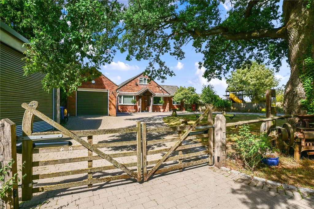 Property photo 2 of 24 Picture No. 24