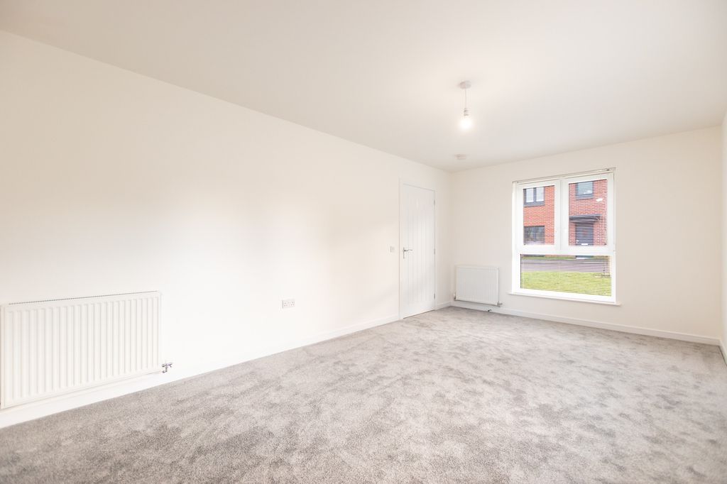 Property photo 3 of 26