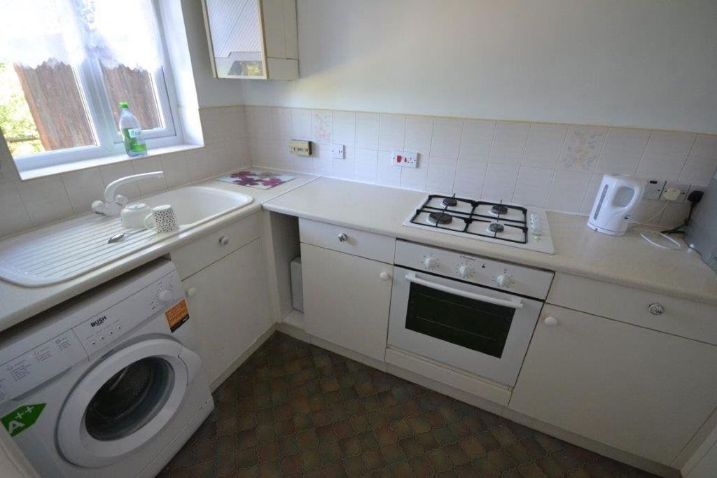 Property photo 3 of 9