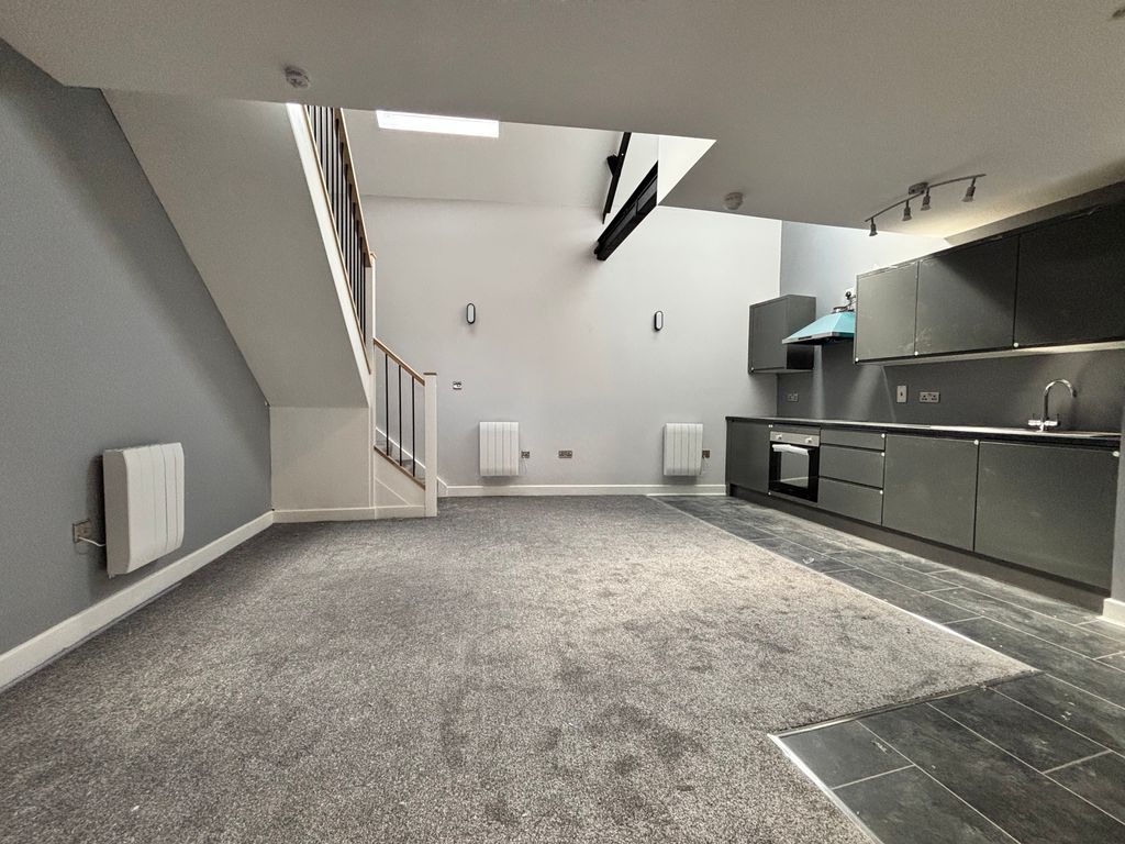 Property photo 2 of 15 One Bedroom Duplex Lounge