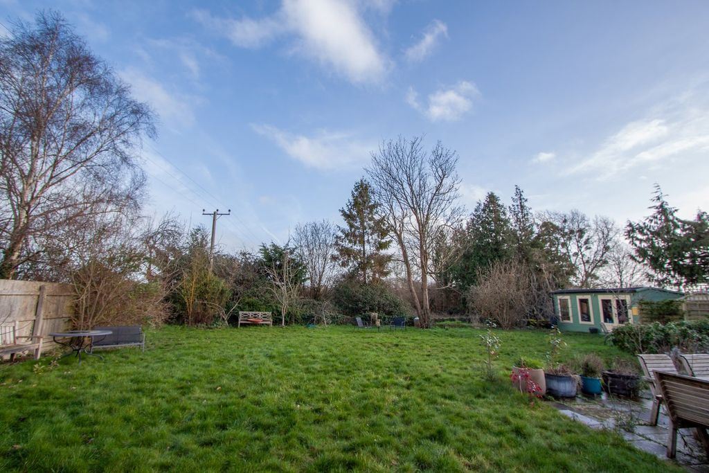 Property photo 3 of 21