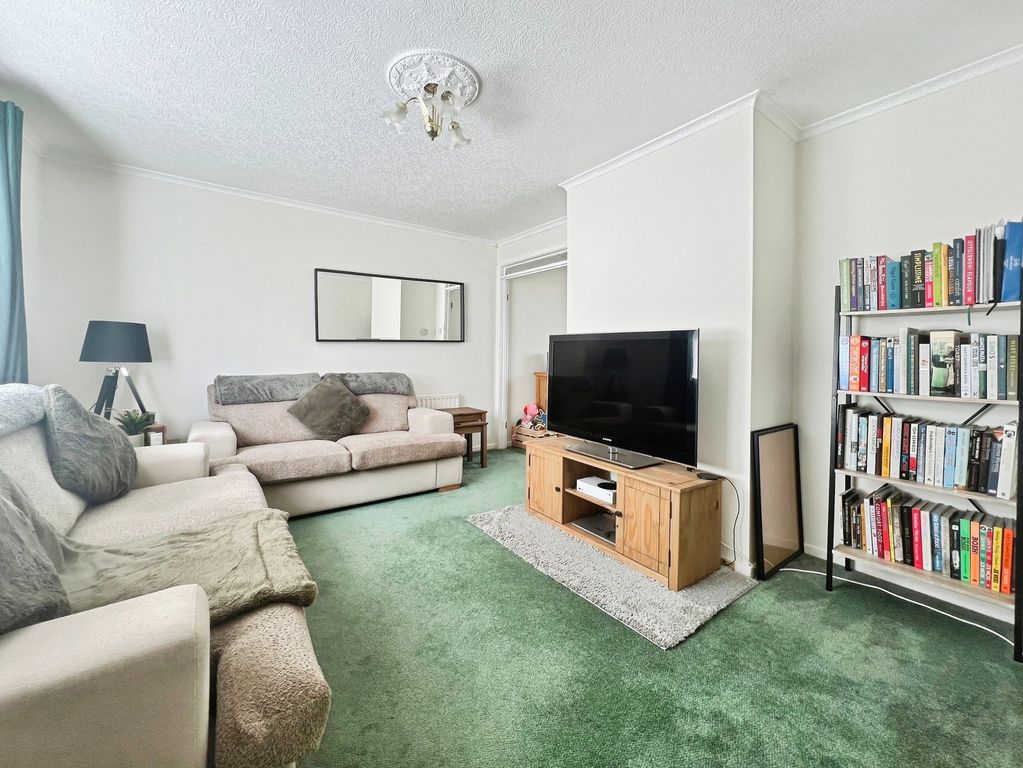 Property photo 2 of 14