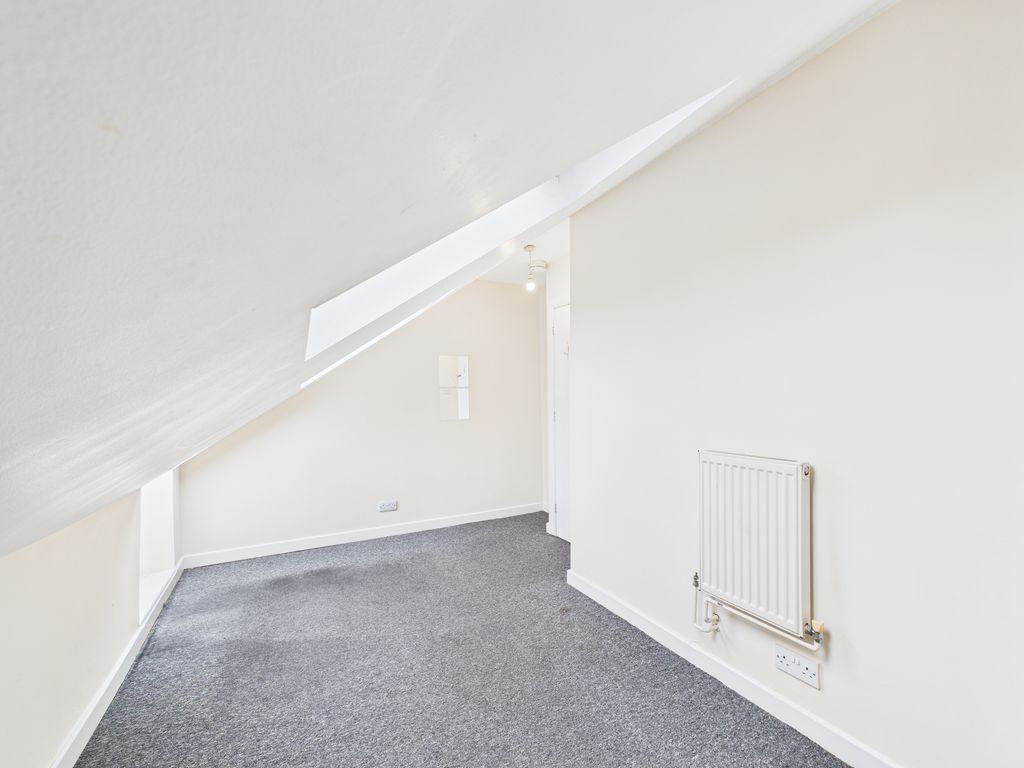 Property photo 2 of 9 Cam03519G0-Pr0434-Still023