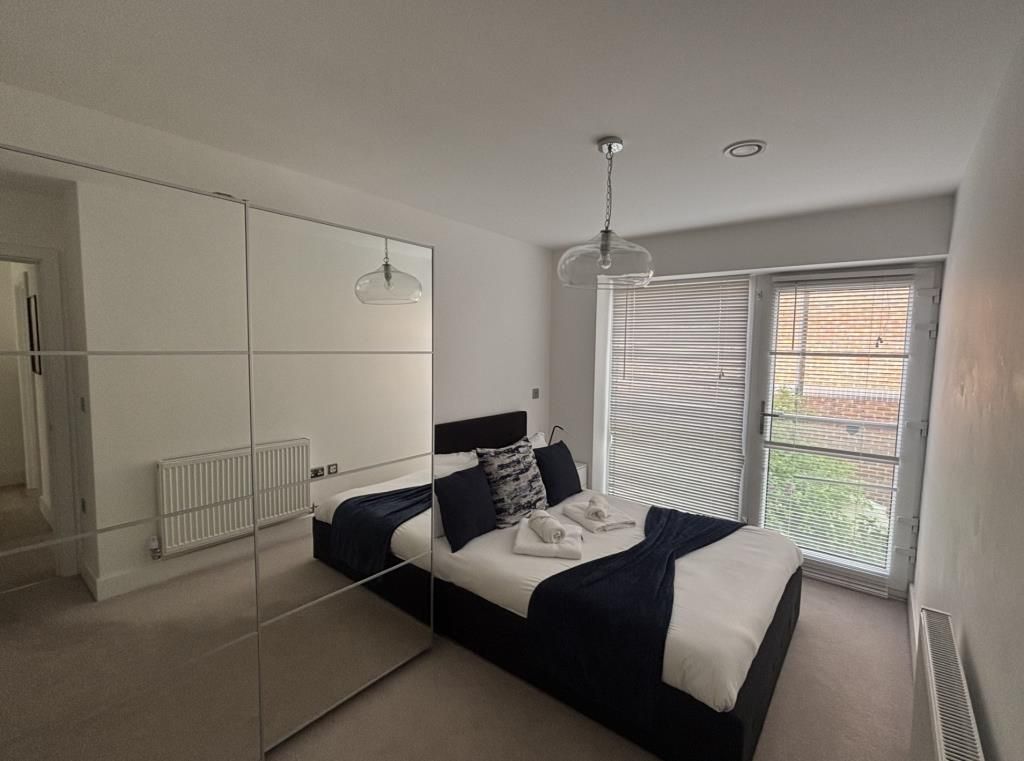 Property photo 3 of 8 Bedroom