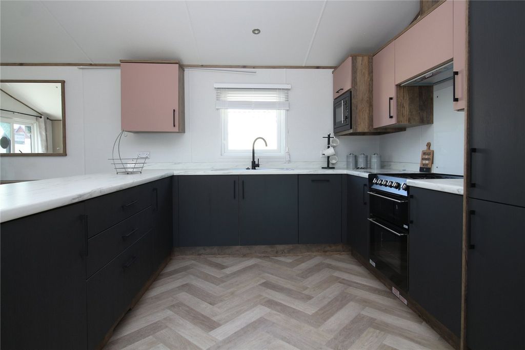 Property photo 3 of 9 Picture No. 03