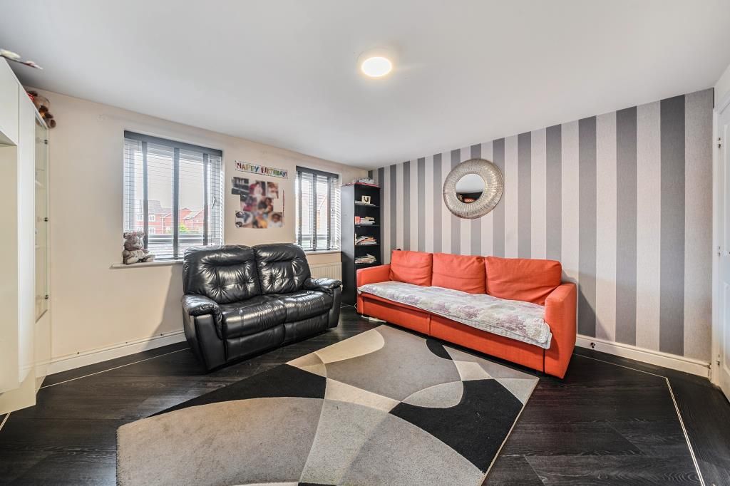 Property photo 3 of 23 Living Area