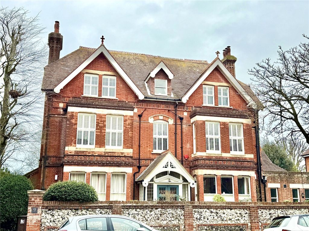 Property photo 1 of 20 Picture No. 24