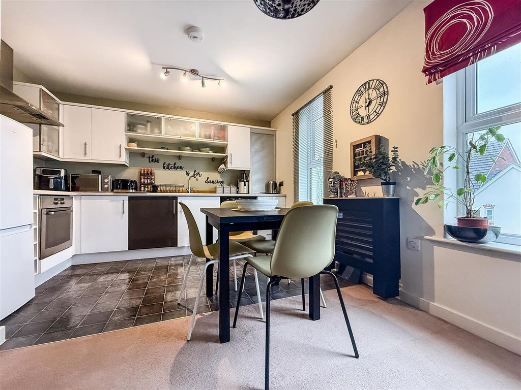 Property photo 3 of 16 Img_9540.Jpeg