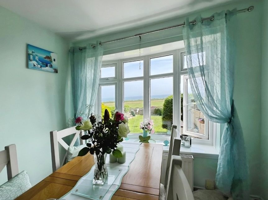 Property photo 2 of 33 4697164