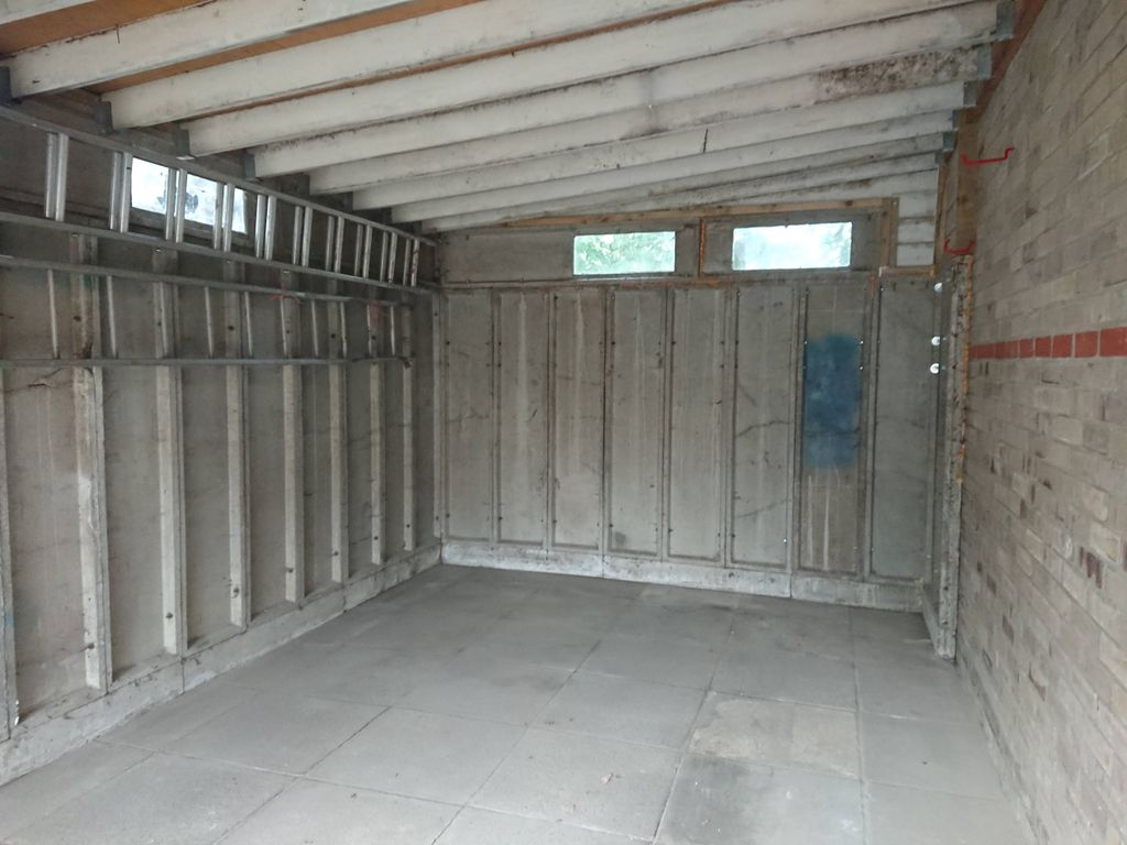 Property photo 2 of 2