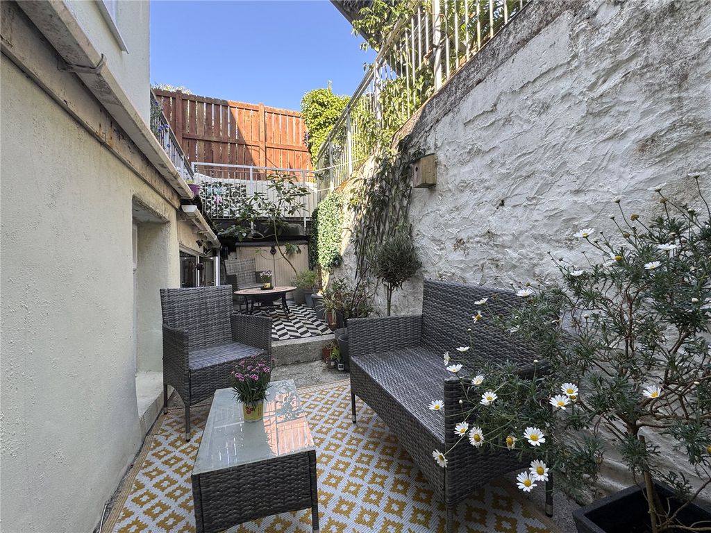 Additional image 11 of 2 bed flat for saleSouthpark, Tywardreath PL24