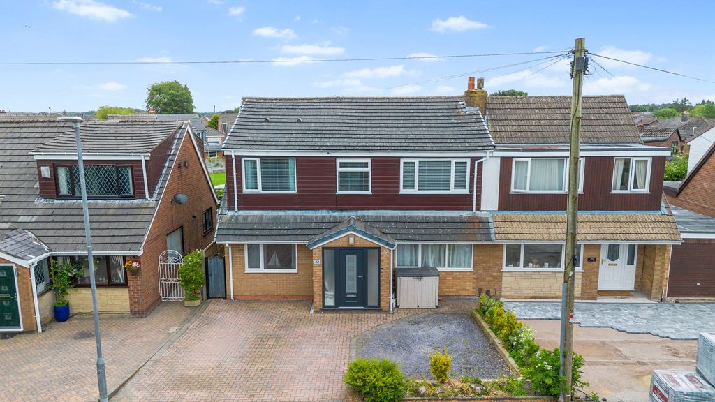 Property photo 1 of 37