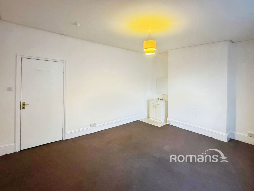 Property photo 2 of 8 Pbox-Img.Jpg