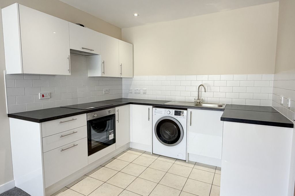 Property photo 2 of 8 2
